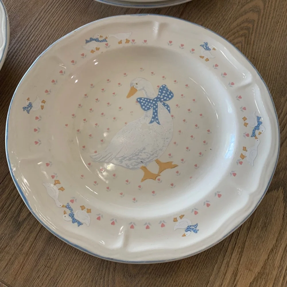 Brick Oven Stoneware Aunt Rhody Goose Dinner Plates Set of 4 Scalloped 10.25